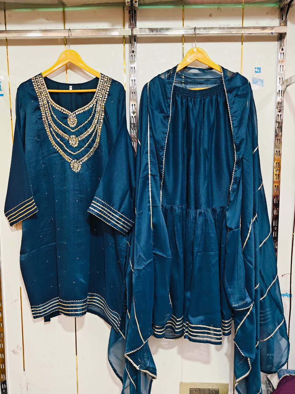 SHARARA SUIT