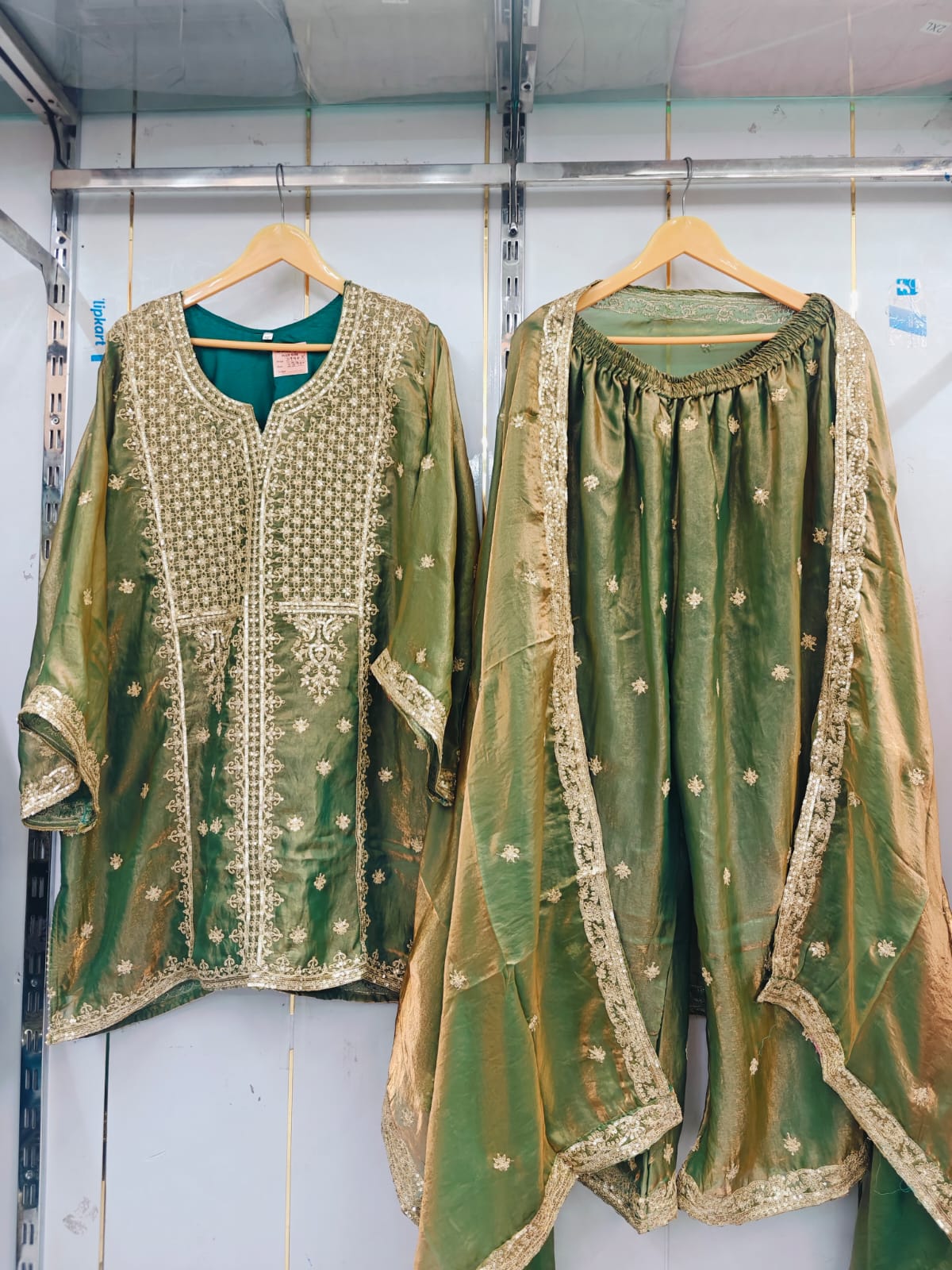 PARTYWEAR SUIT 70