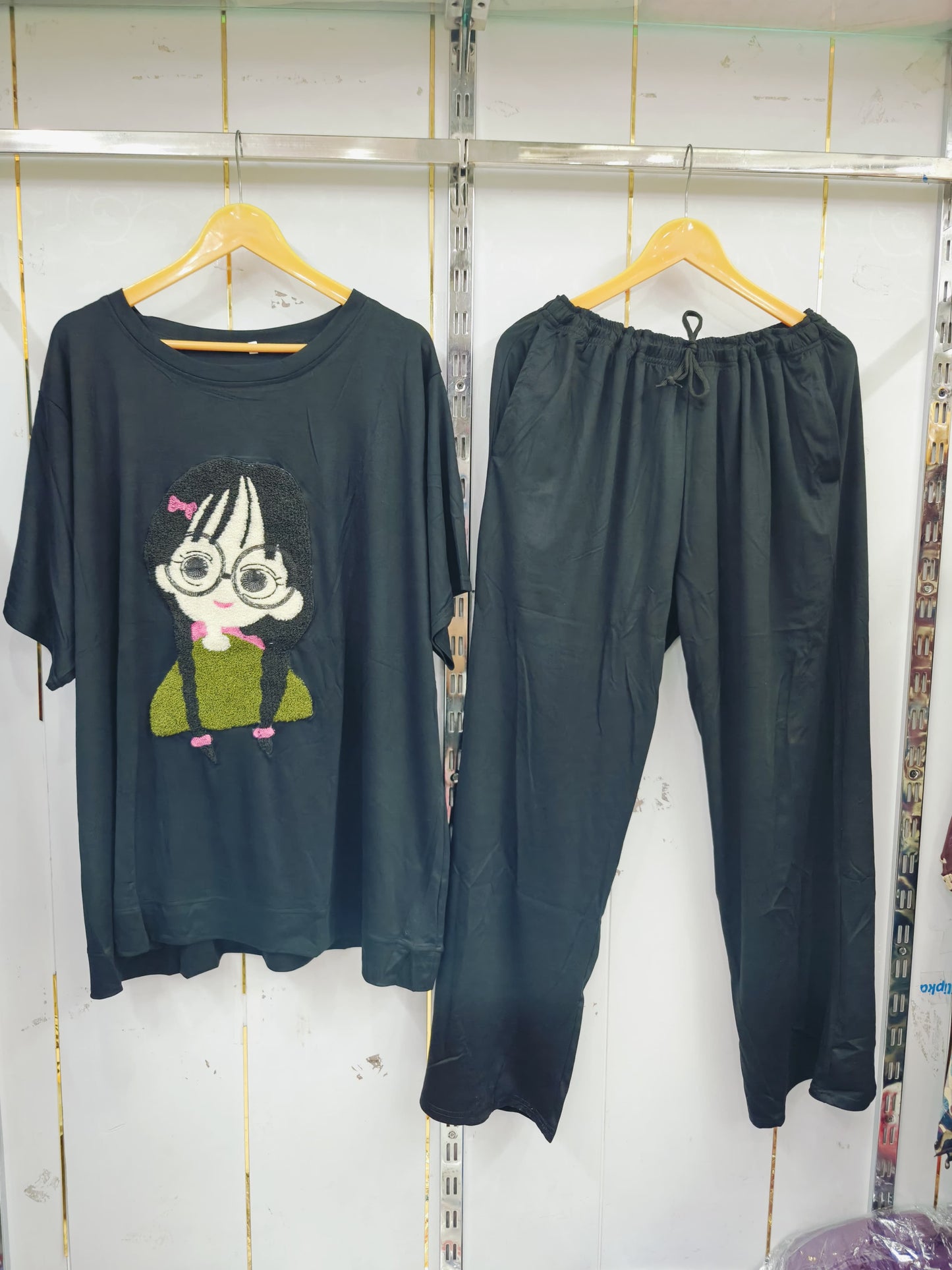 TRACK SUIT