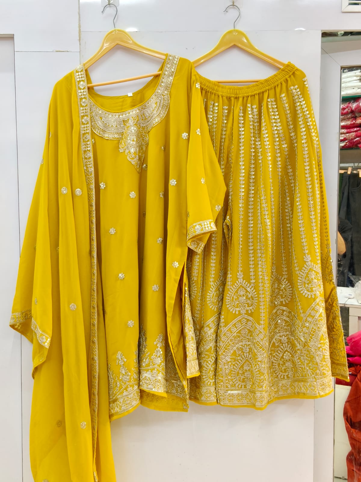 PARTYWEAR SUIT