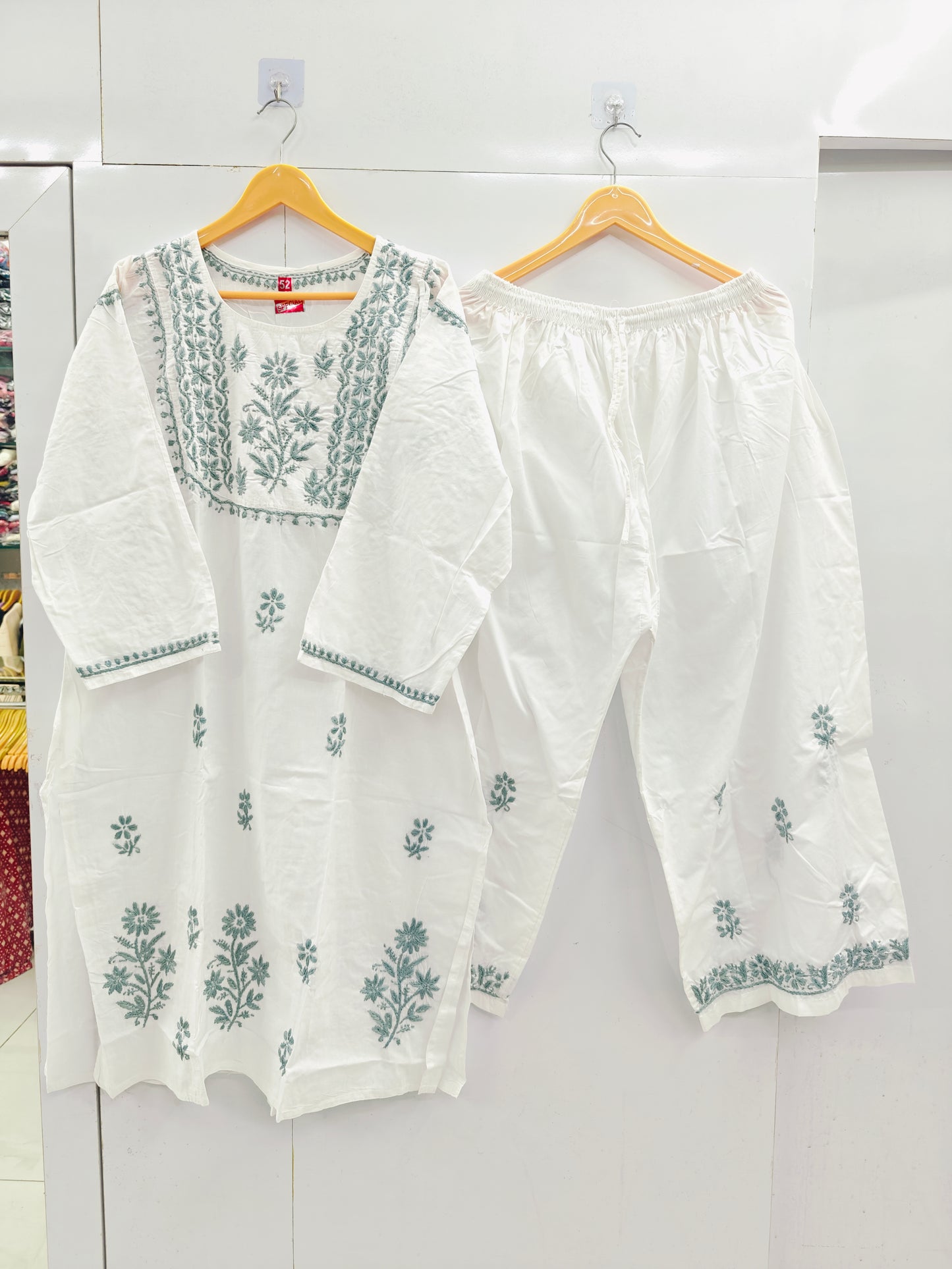 Lakhnavi Suit 132