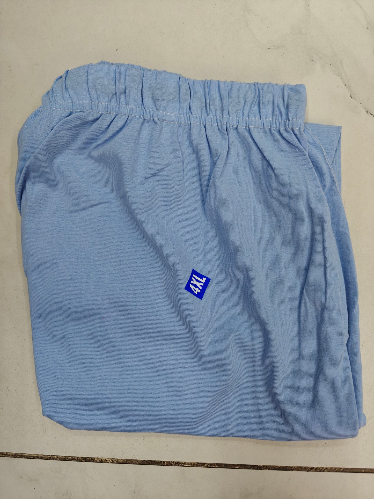 Plain Capri@4