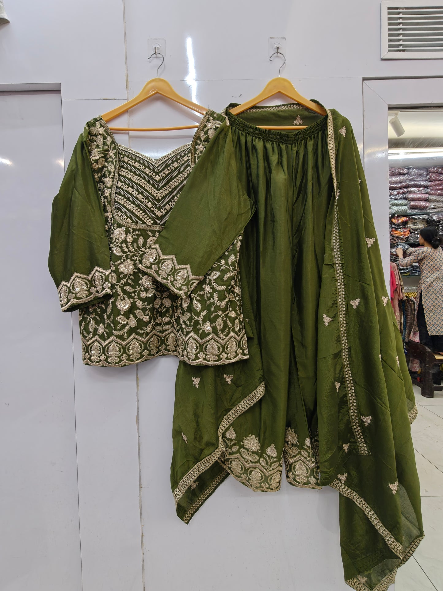 PARTYWEAR SUIT 41