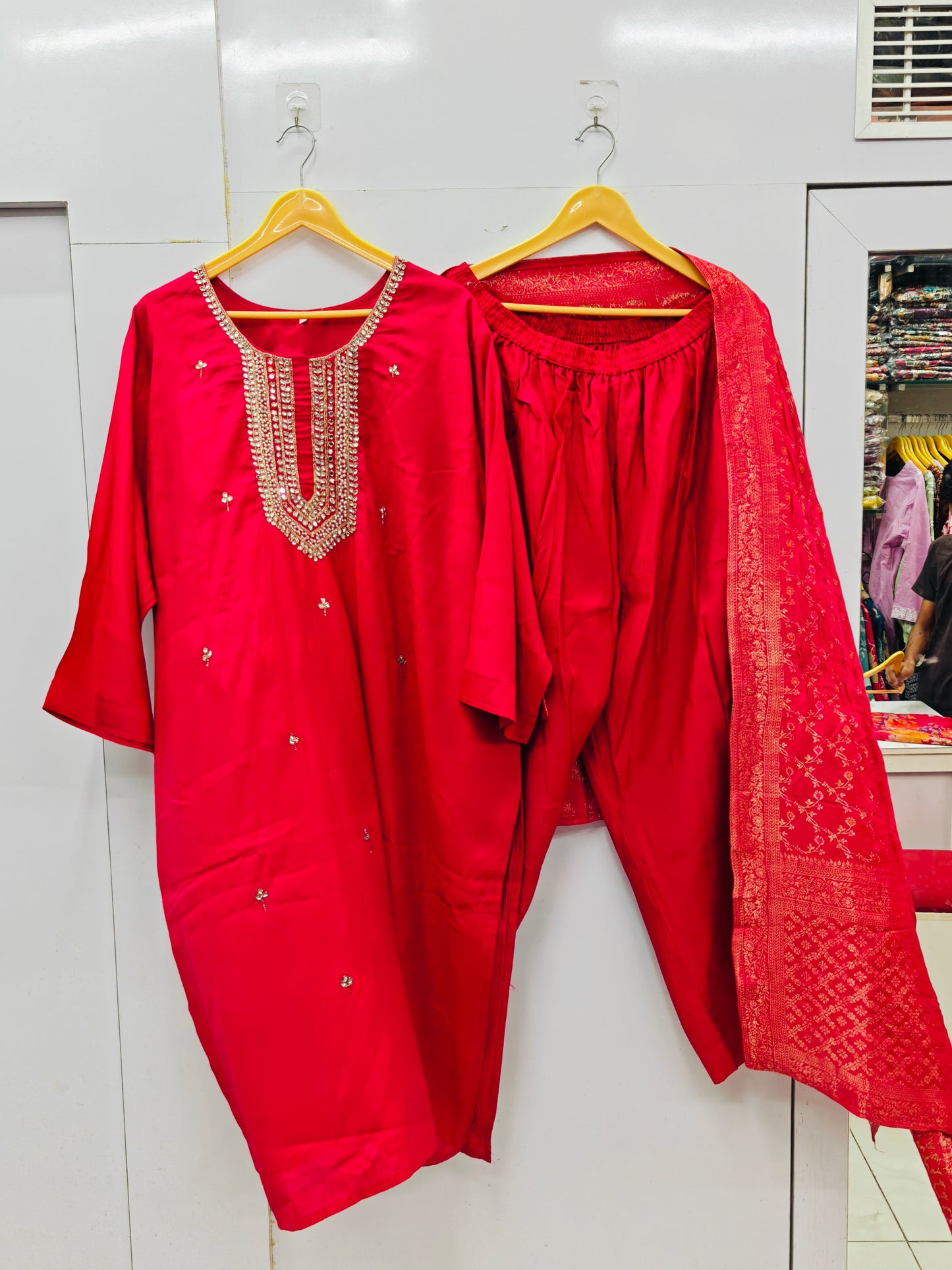 PARTYWEAR SUIT