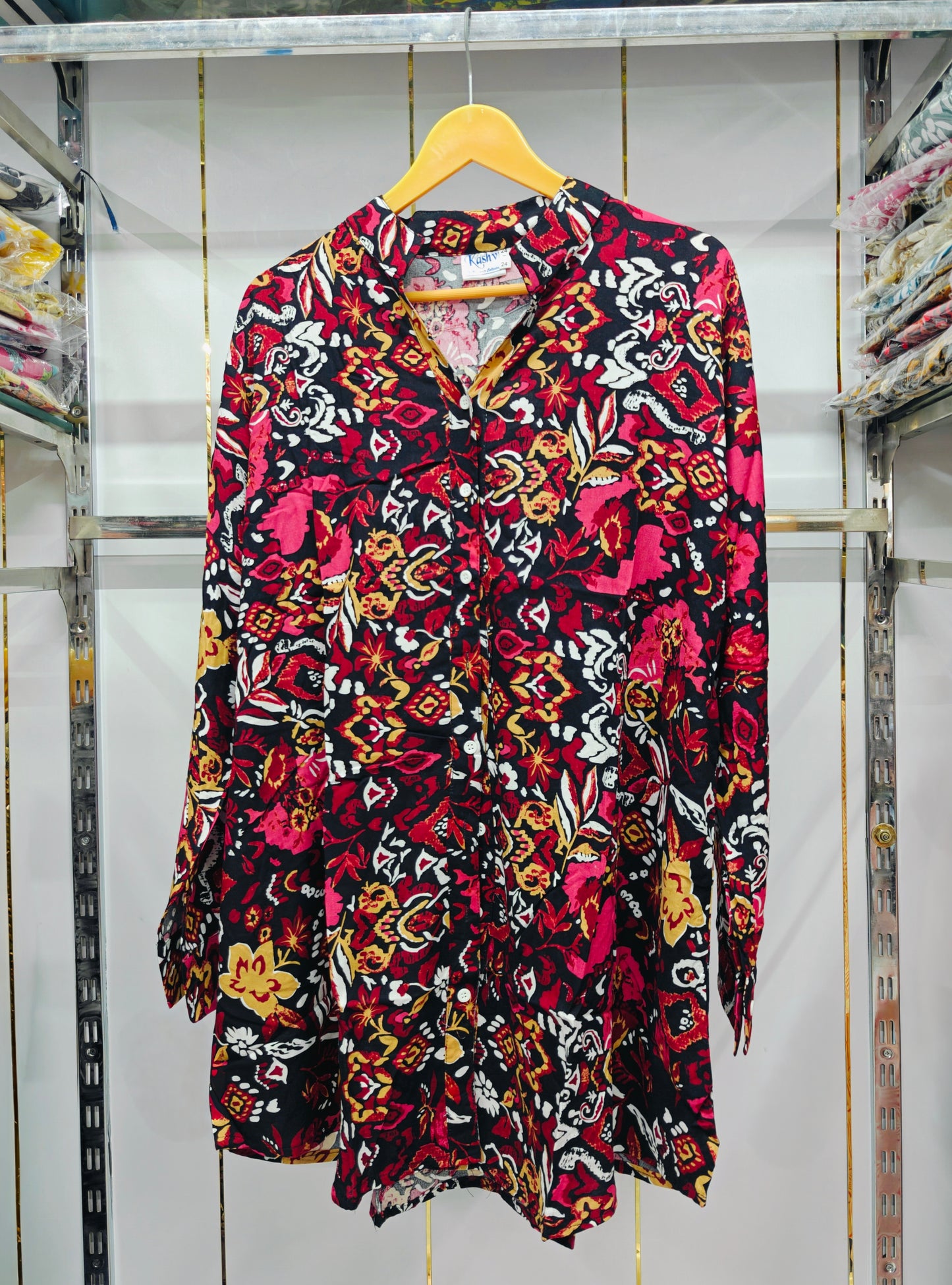 PRINTED TOP