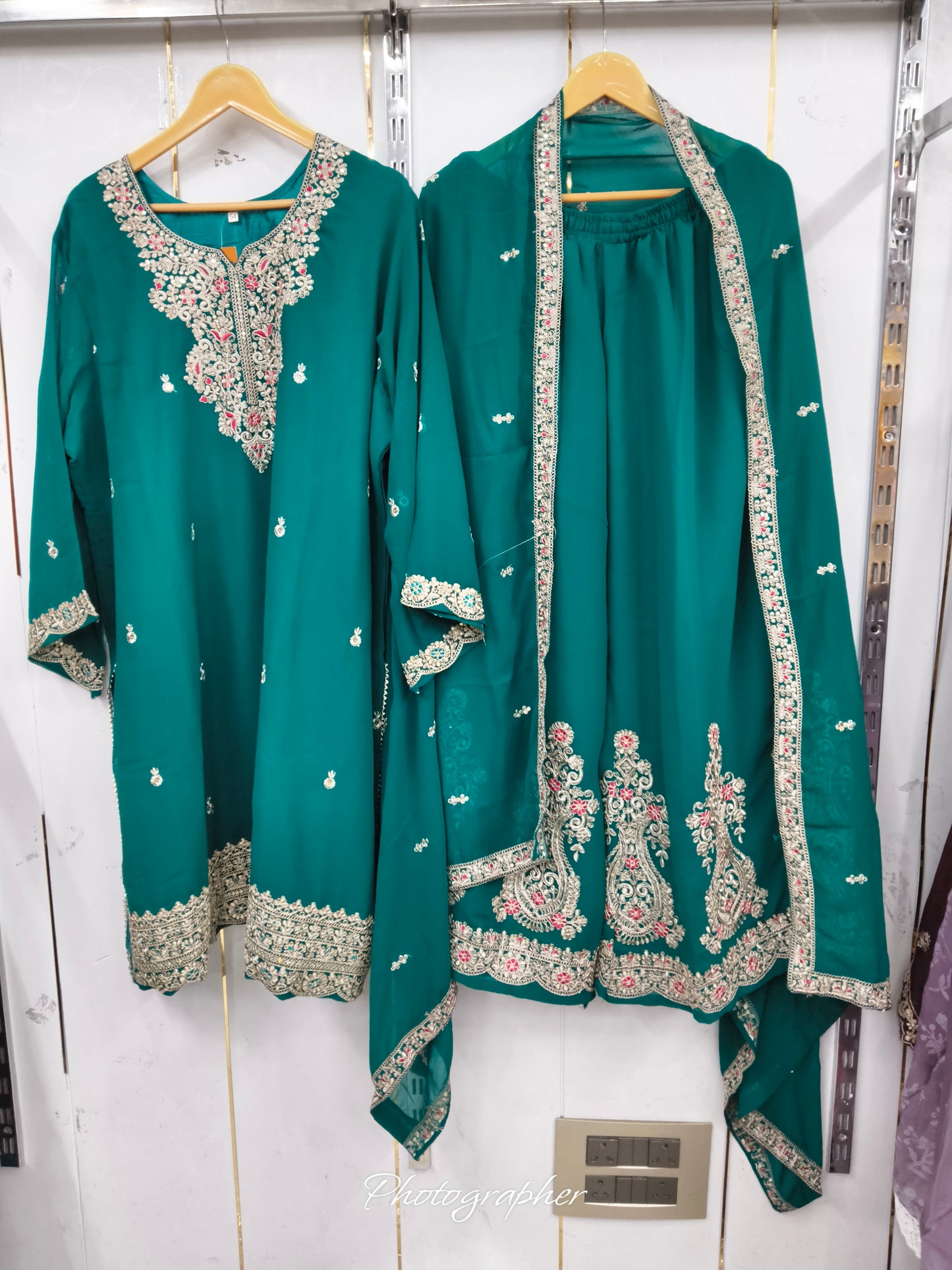 PARTYWEAR SUIT