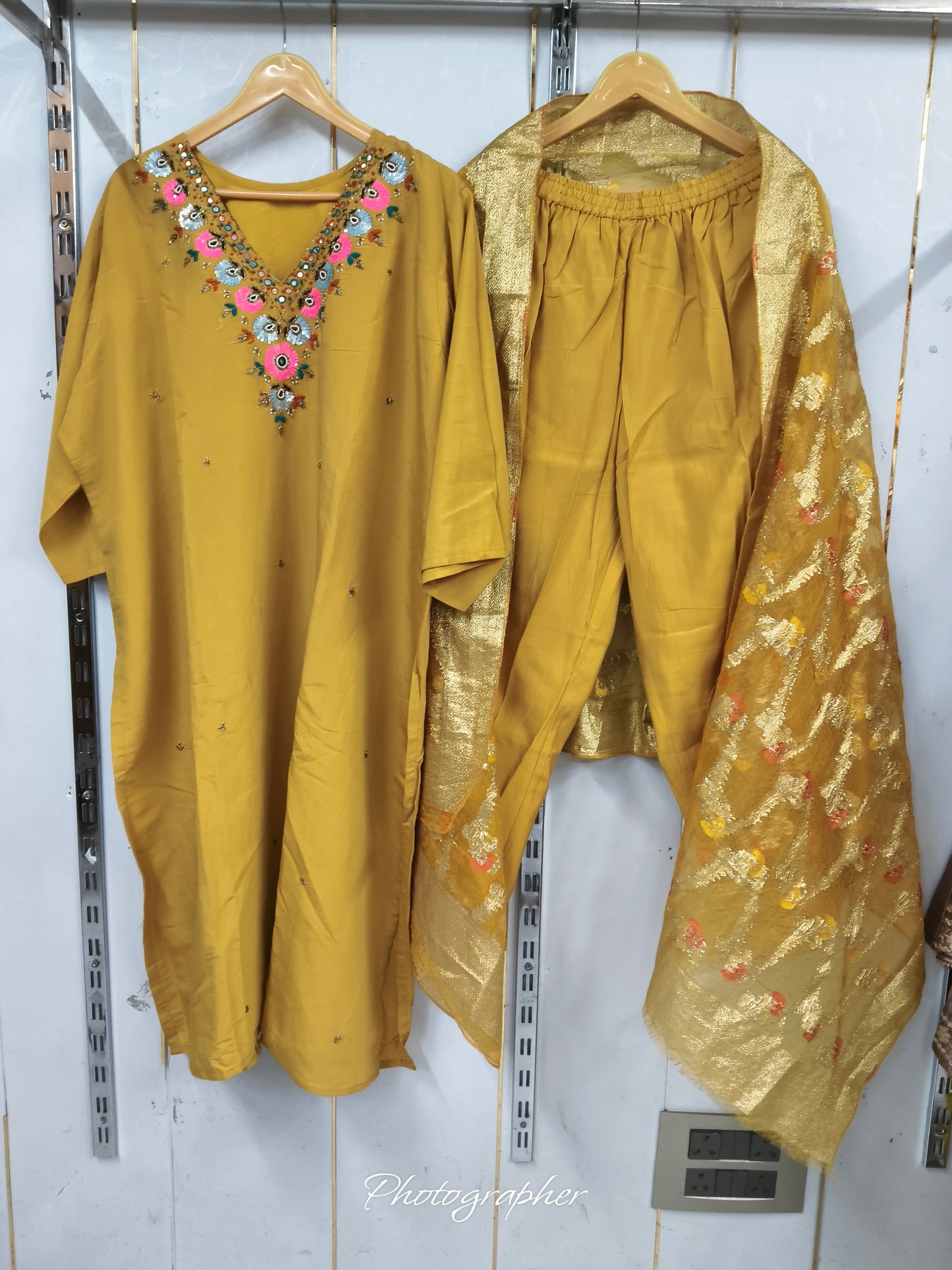 PARTYWEAR SUIT