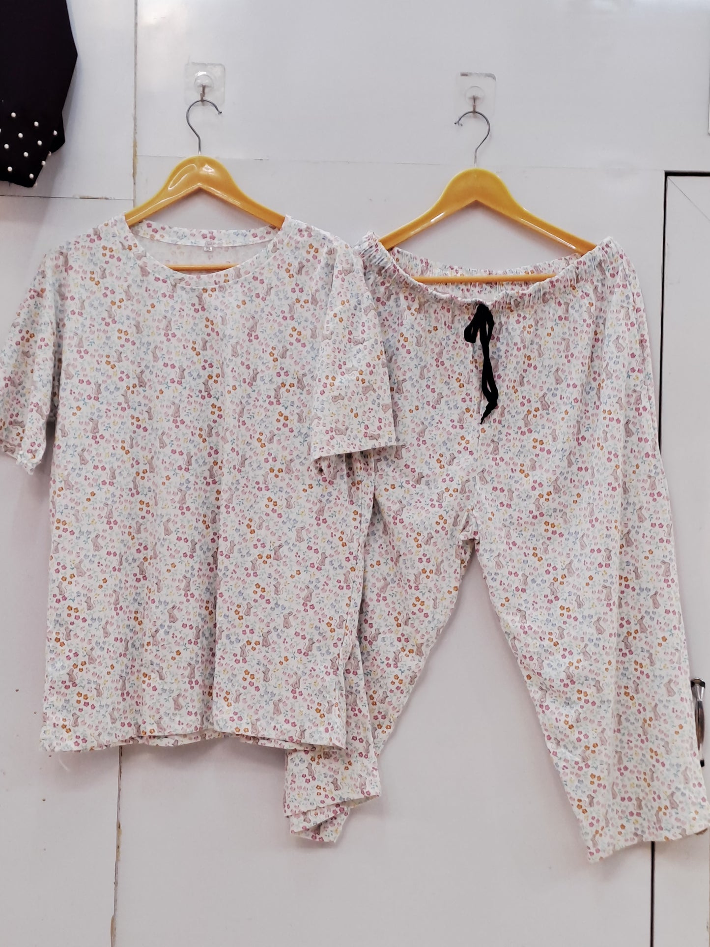Weekend ease cropped lounge set