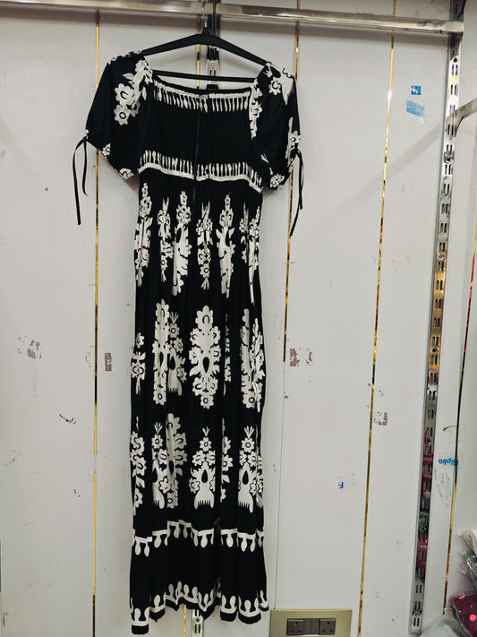 SMOKING DRESS