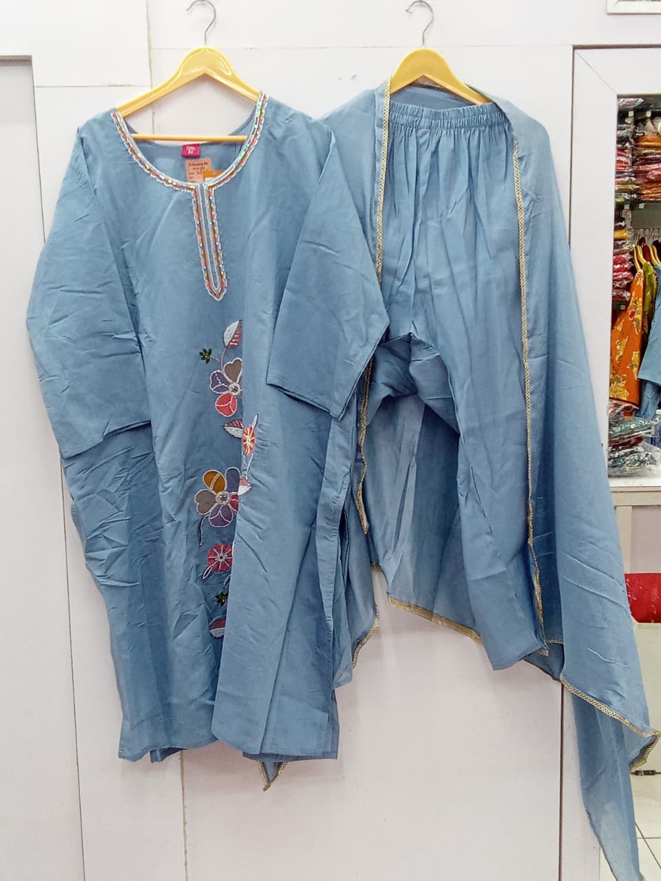OFFICEWEAR SUIT 8
