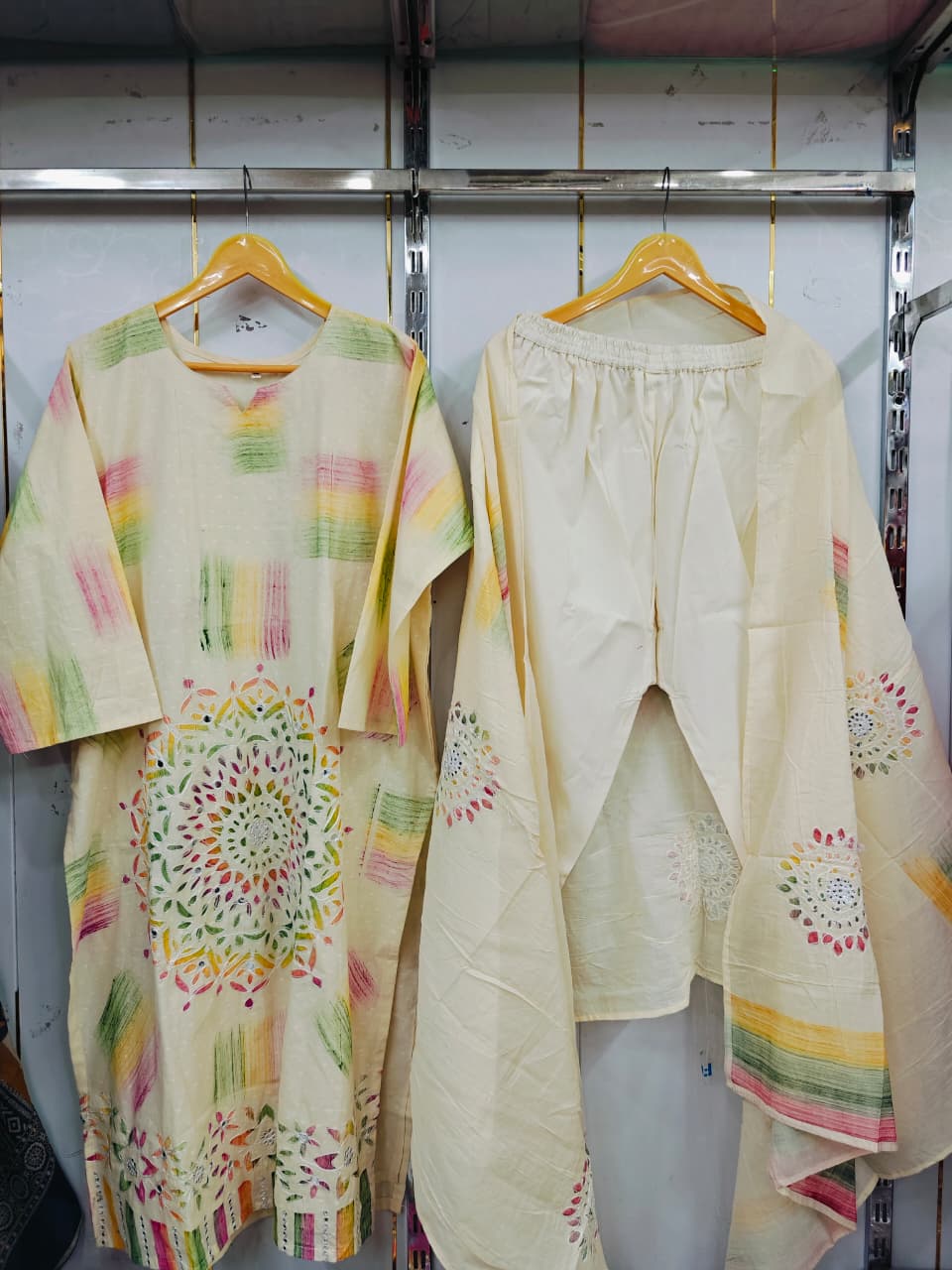 OFFICEWEAR SUIT
