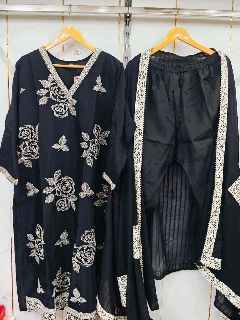 OFFICEWEAR SUIT