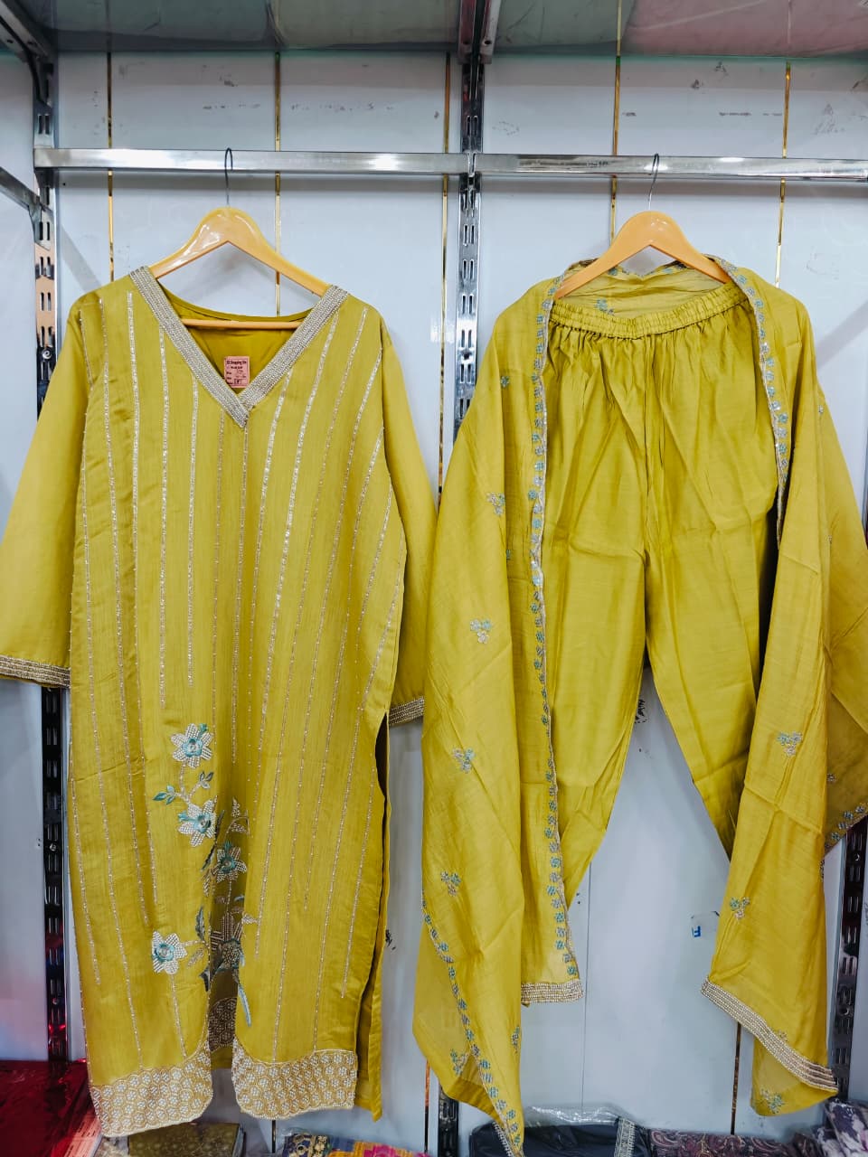 PARTYWEAR SUIT