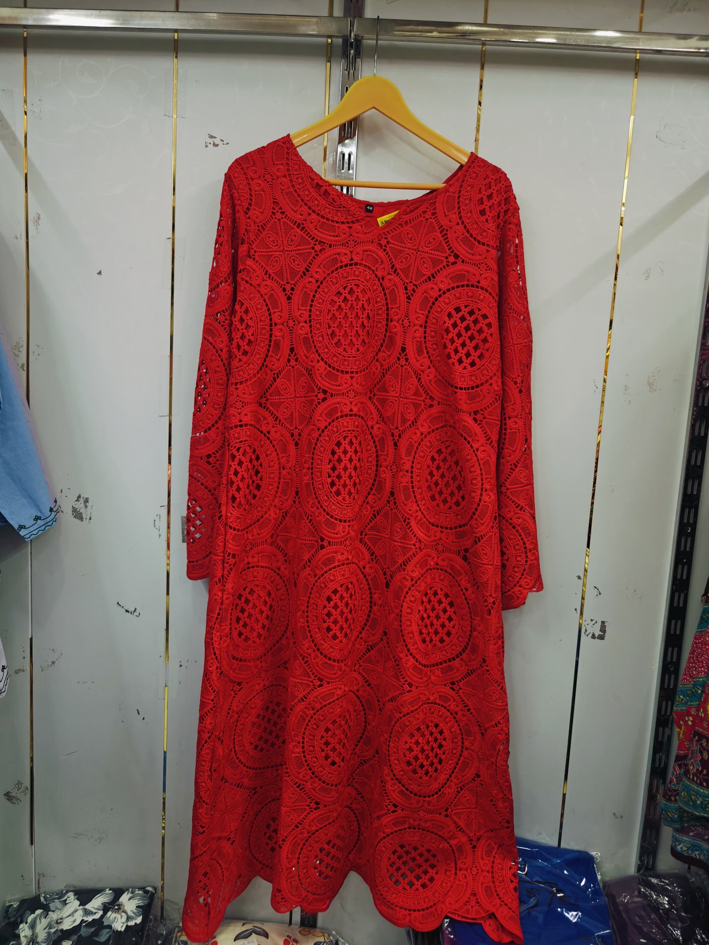 DRESS