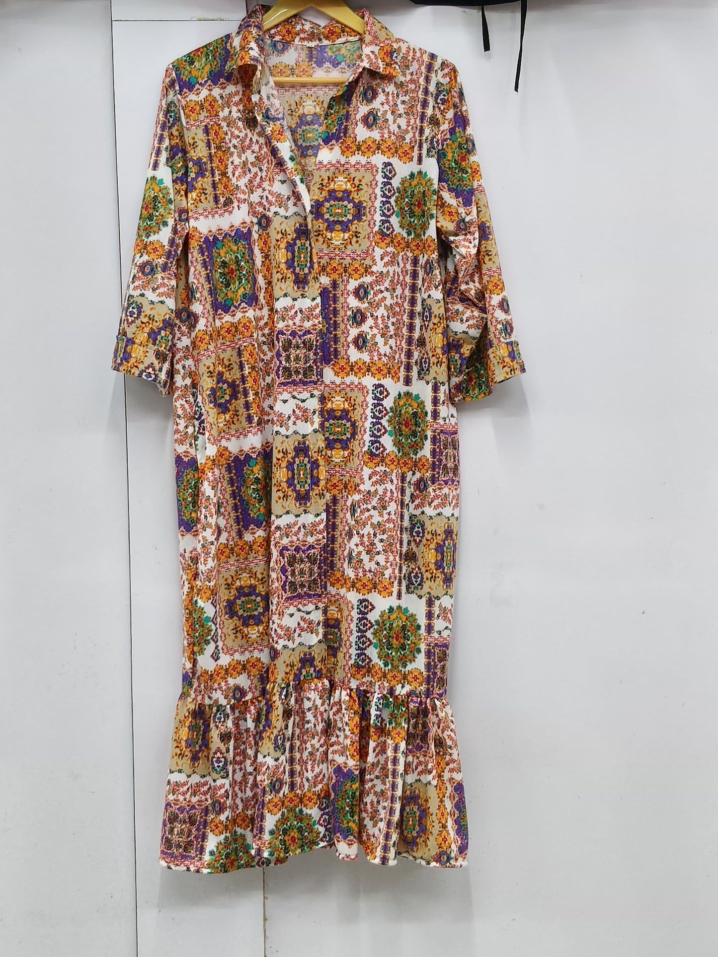 DRESS