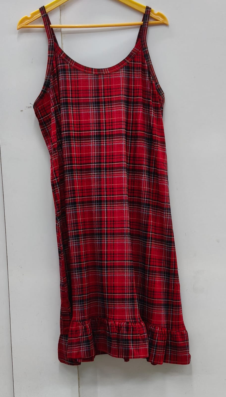 DRESS
