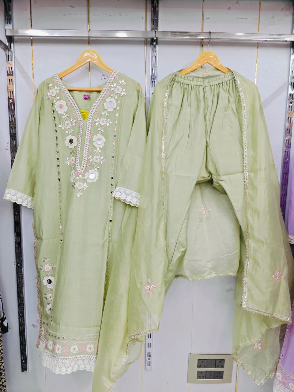 PARTYWEAR SUIT