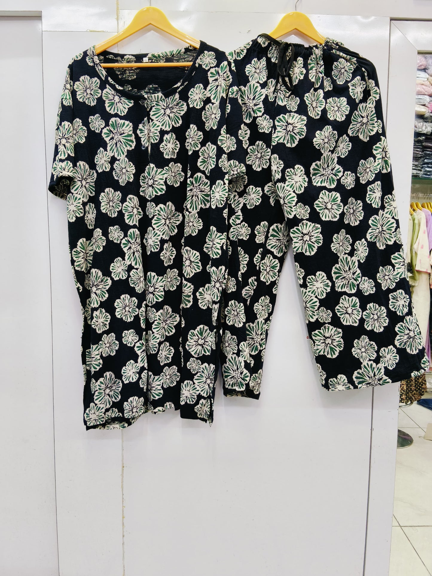 Free flow cotton kurti s plazo set