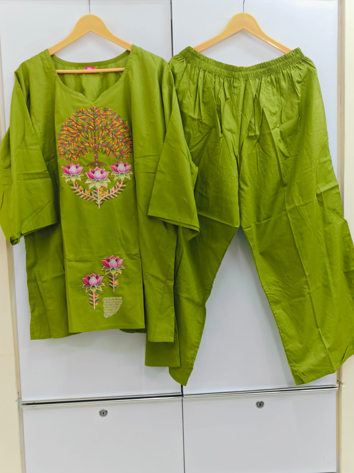 OFFICEWEAR CORDSET