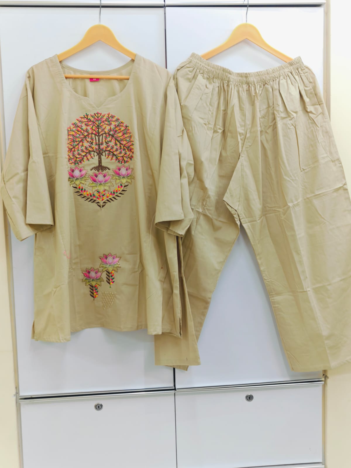 OFFICEWEAR CORDSET