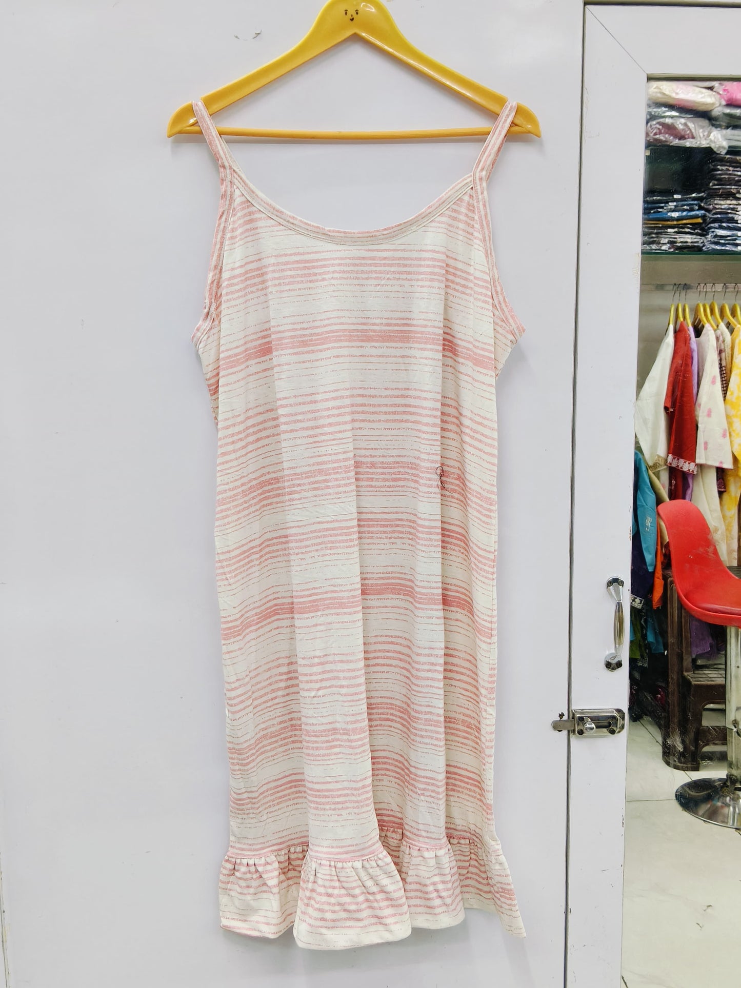DRESS