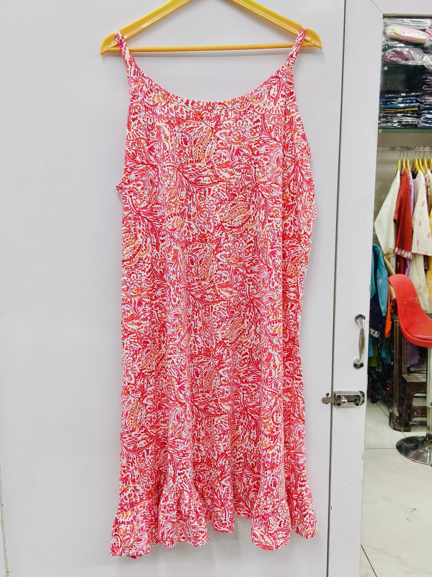 DRESS
