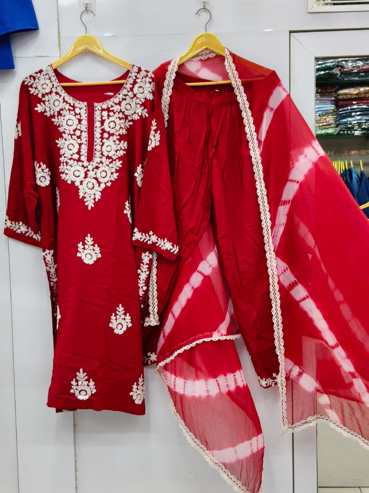 LAKHNAVI SUIT 62