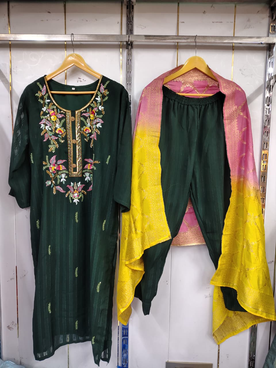 PARTYWEAR SUIT