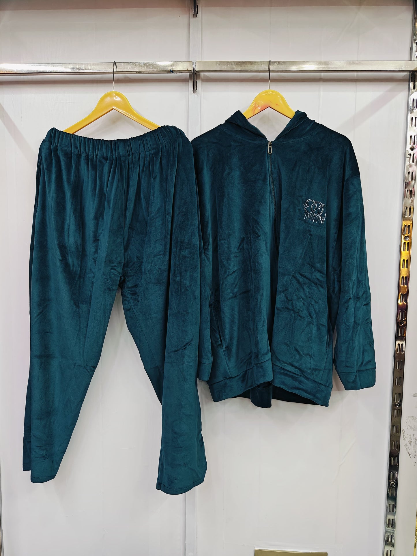 VELVET TRACK SUIT