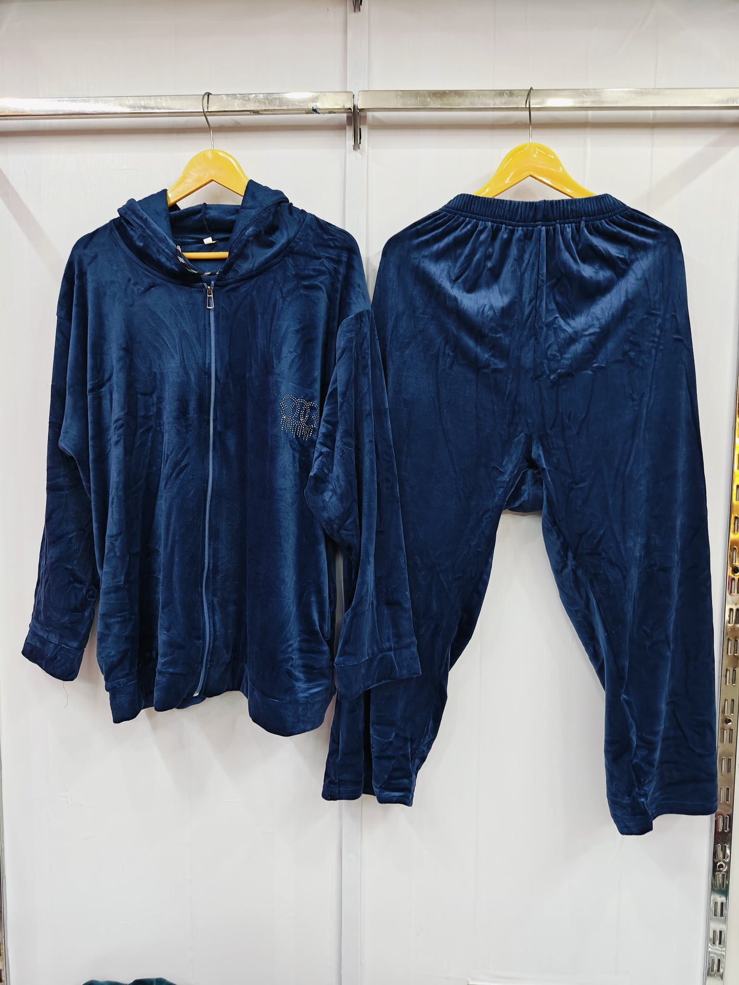 VELVET TRACK SUIT