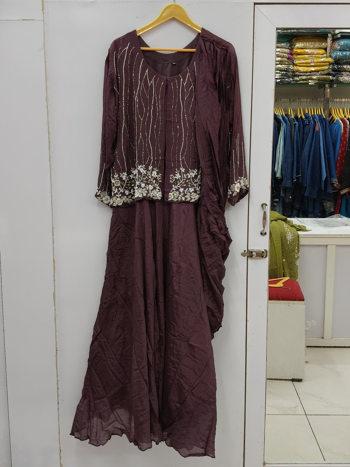 INDO WESTERN GOWN