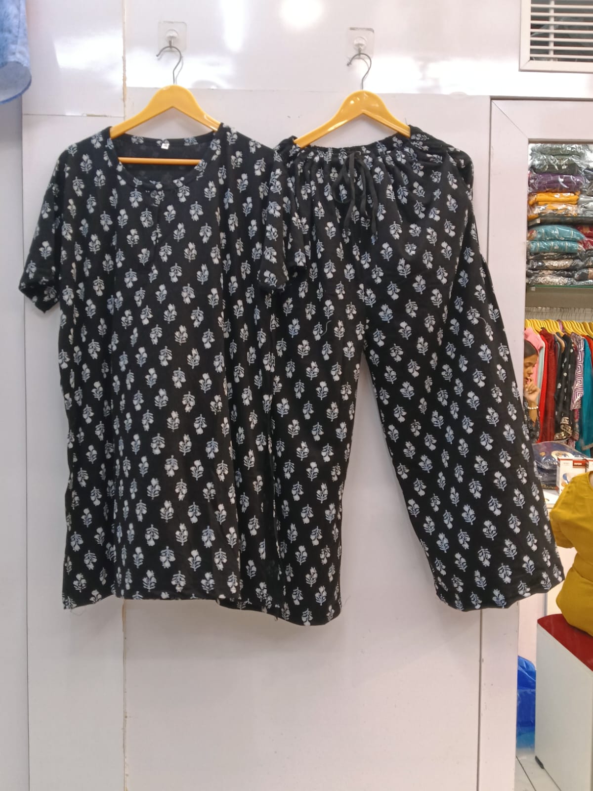 Free flow cotton kurti s plazo set