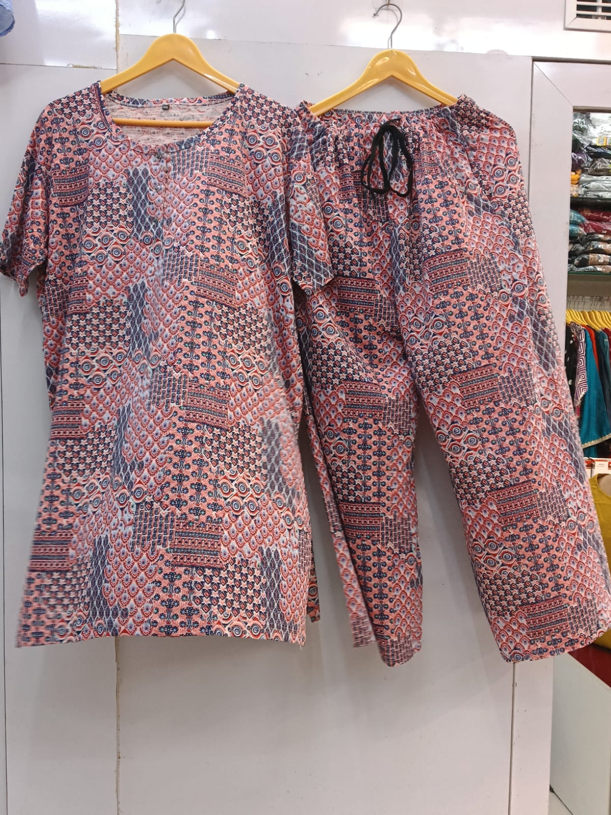 Free flow cotton kurti s plazo set
