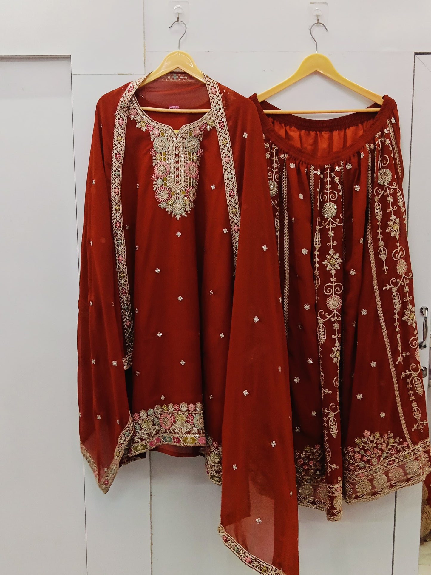 LEHANGA SUIT