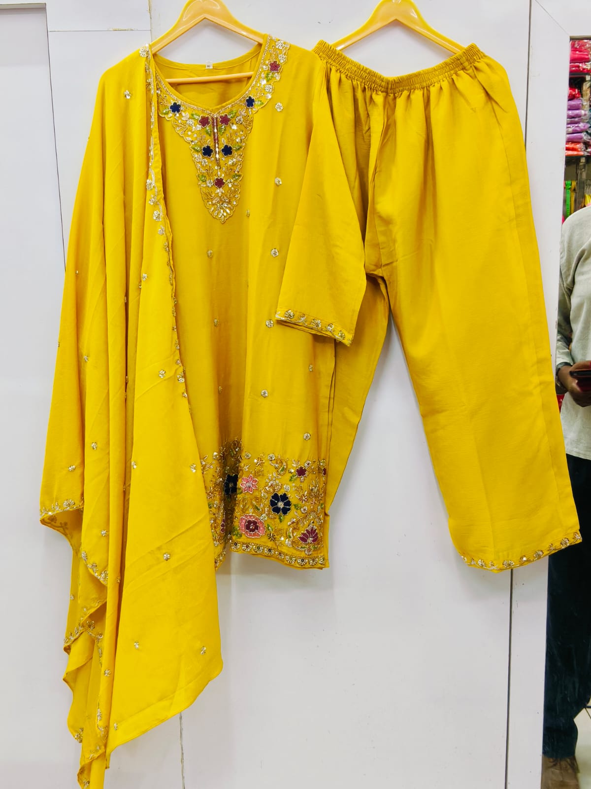 PARTYWEAR SUIT