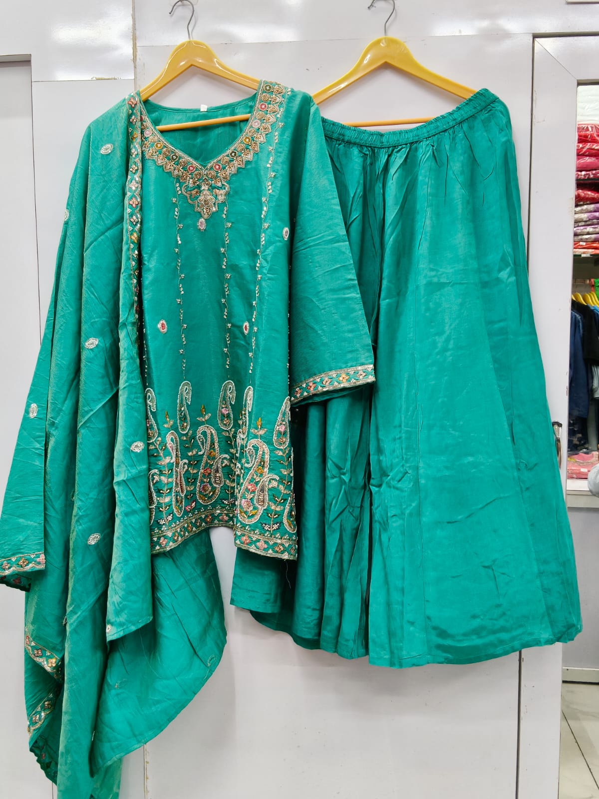 PARTYWEAR SUIT
