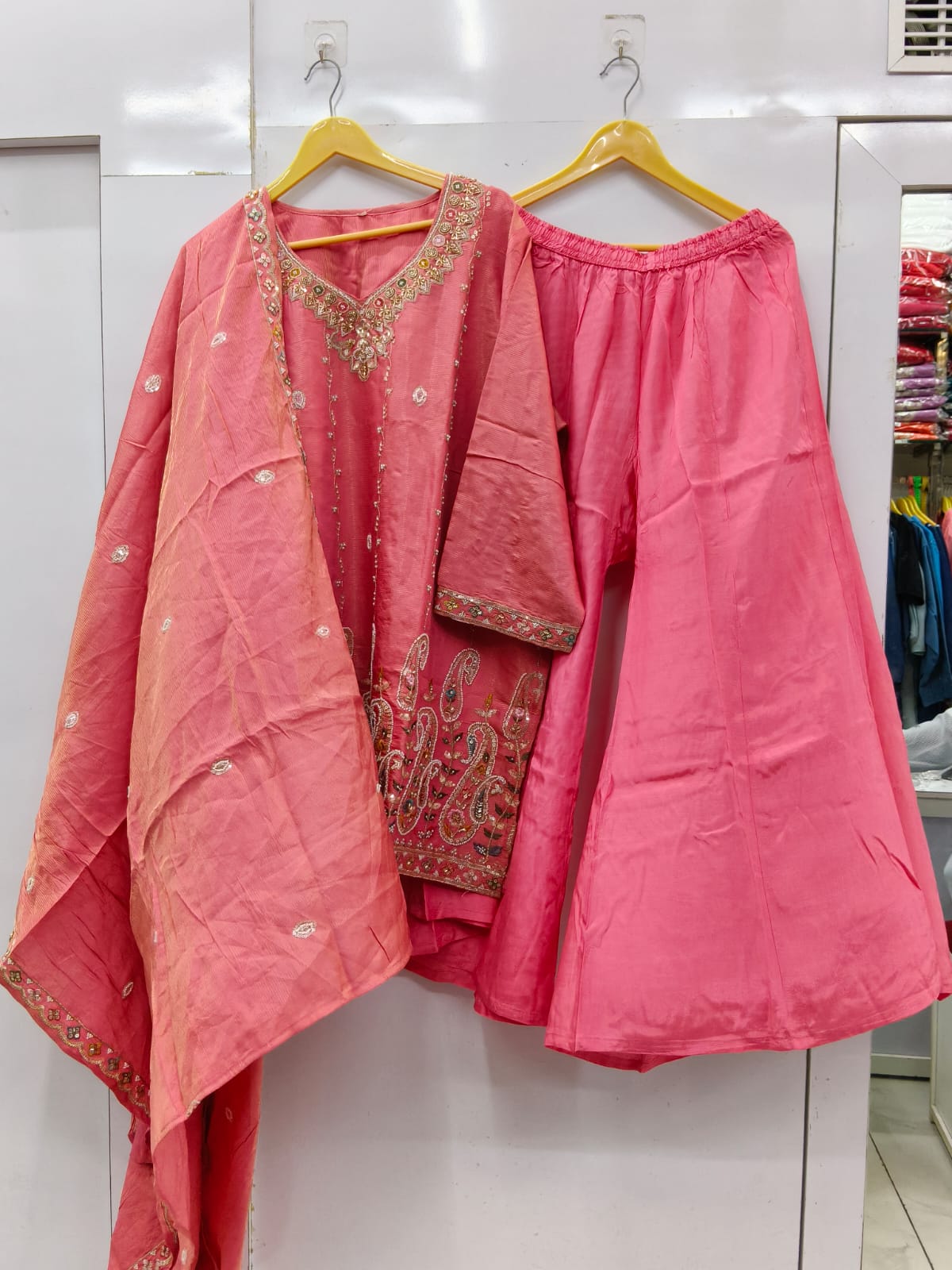 PARTYWEAR SUIT