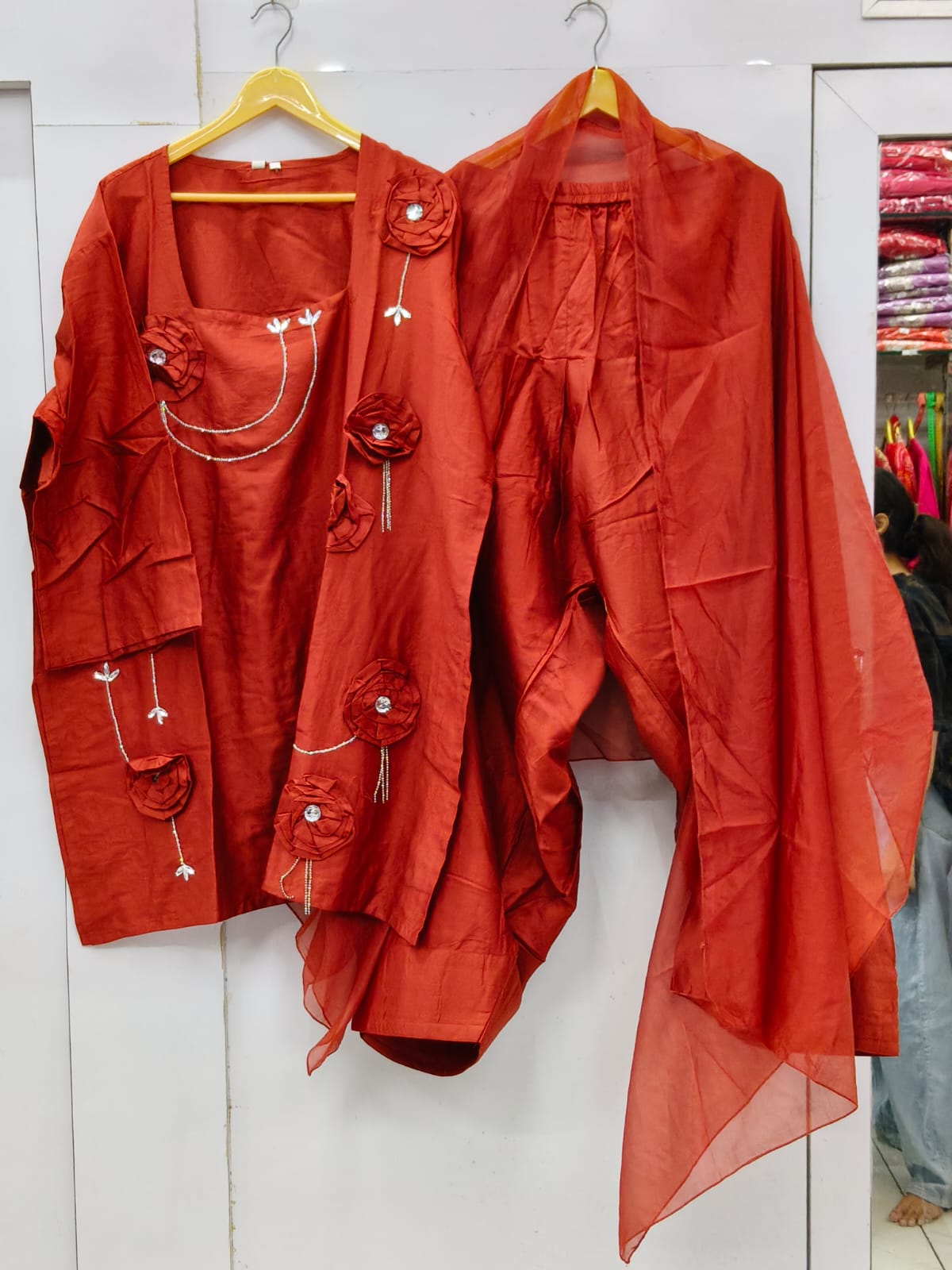 PARTYWEAR SUIT