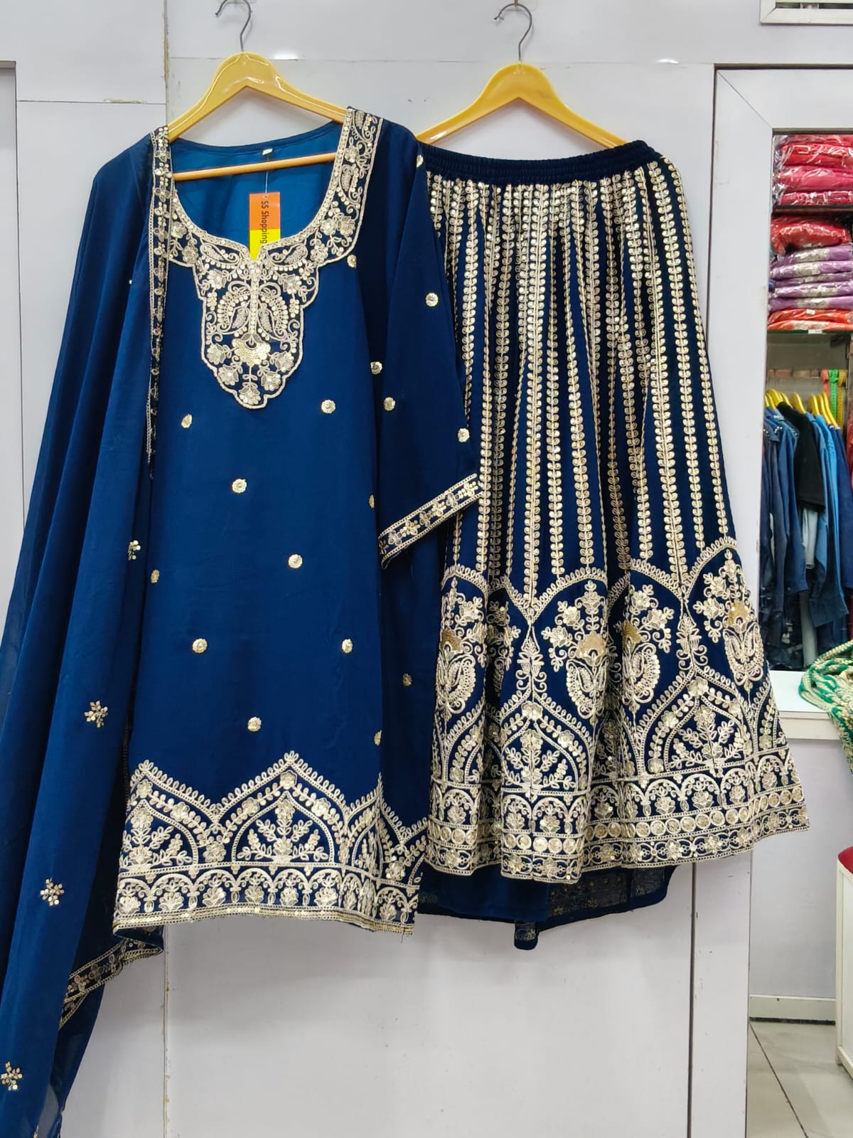 LEHANGA SUIT