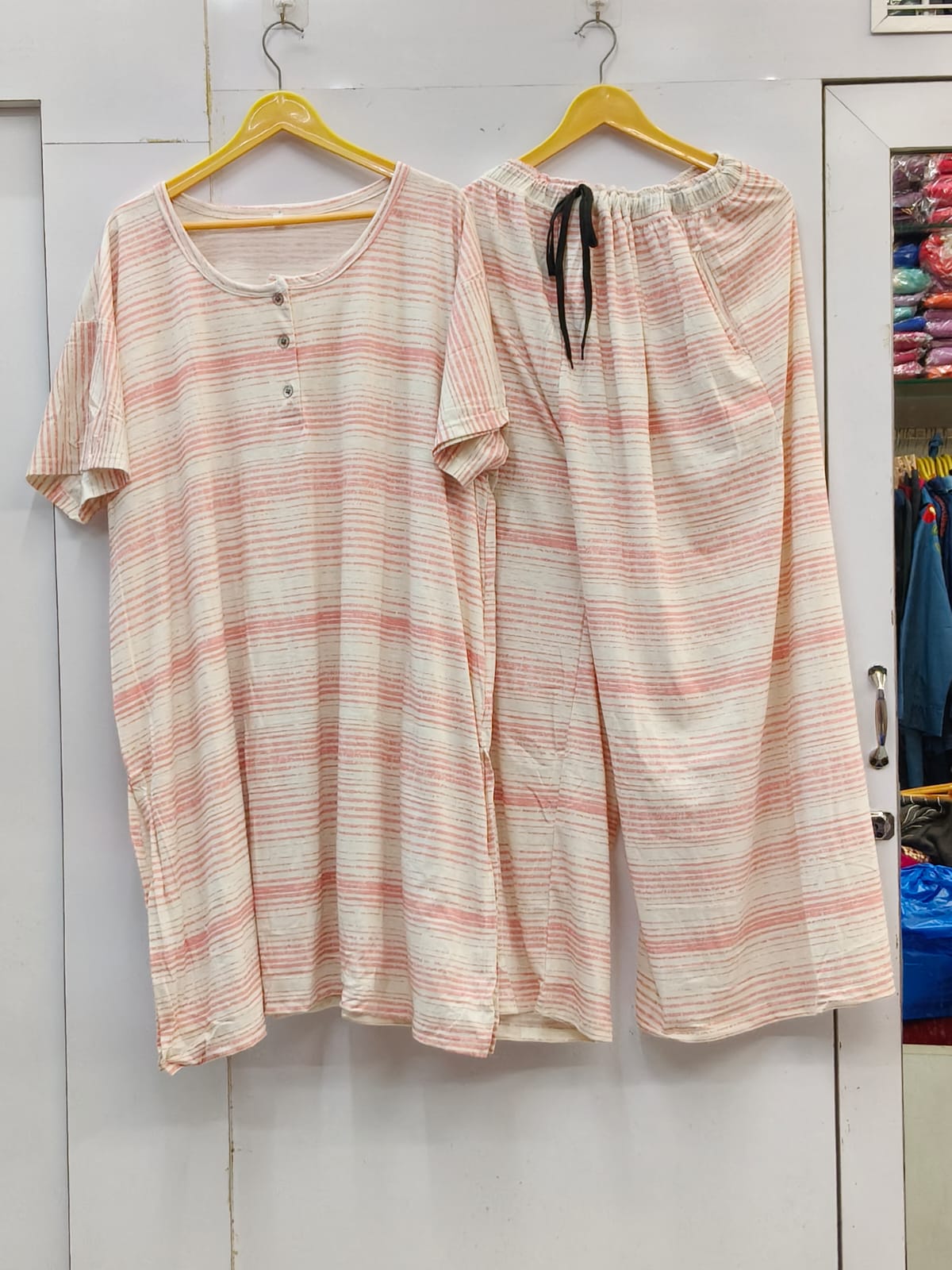 Free flow cotton kurti s plazo set