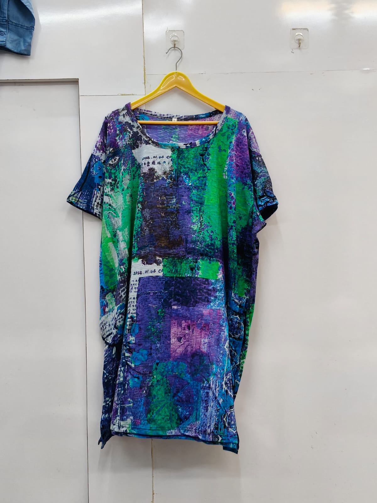 Fusion blend longline fusion tee