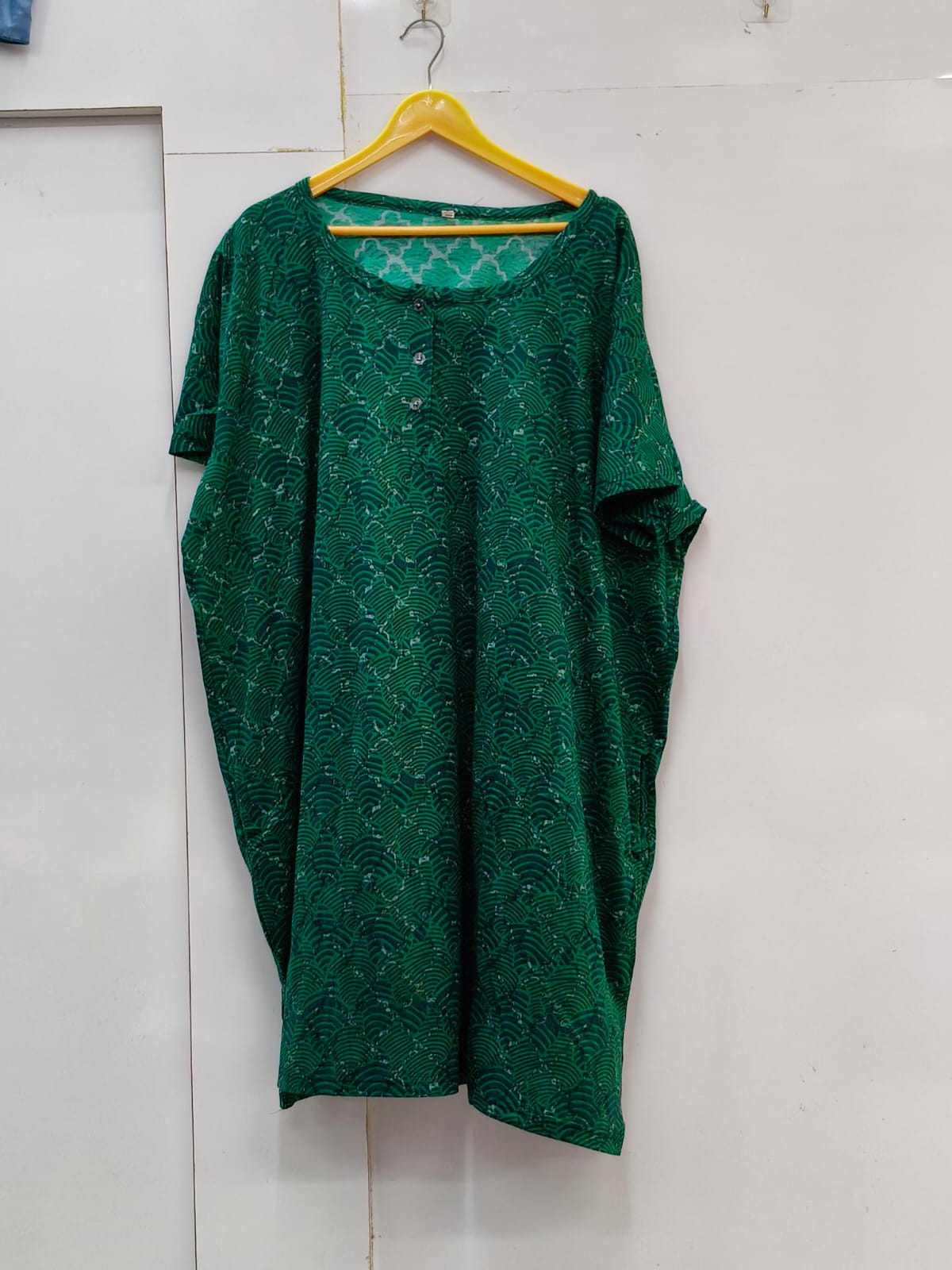 Fusion blend longline fusion tee