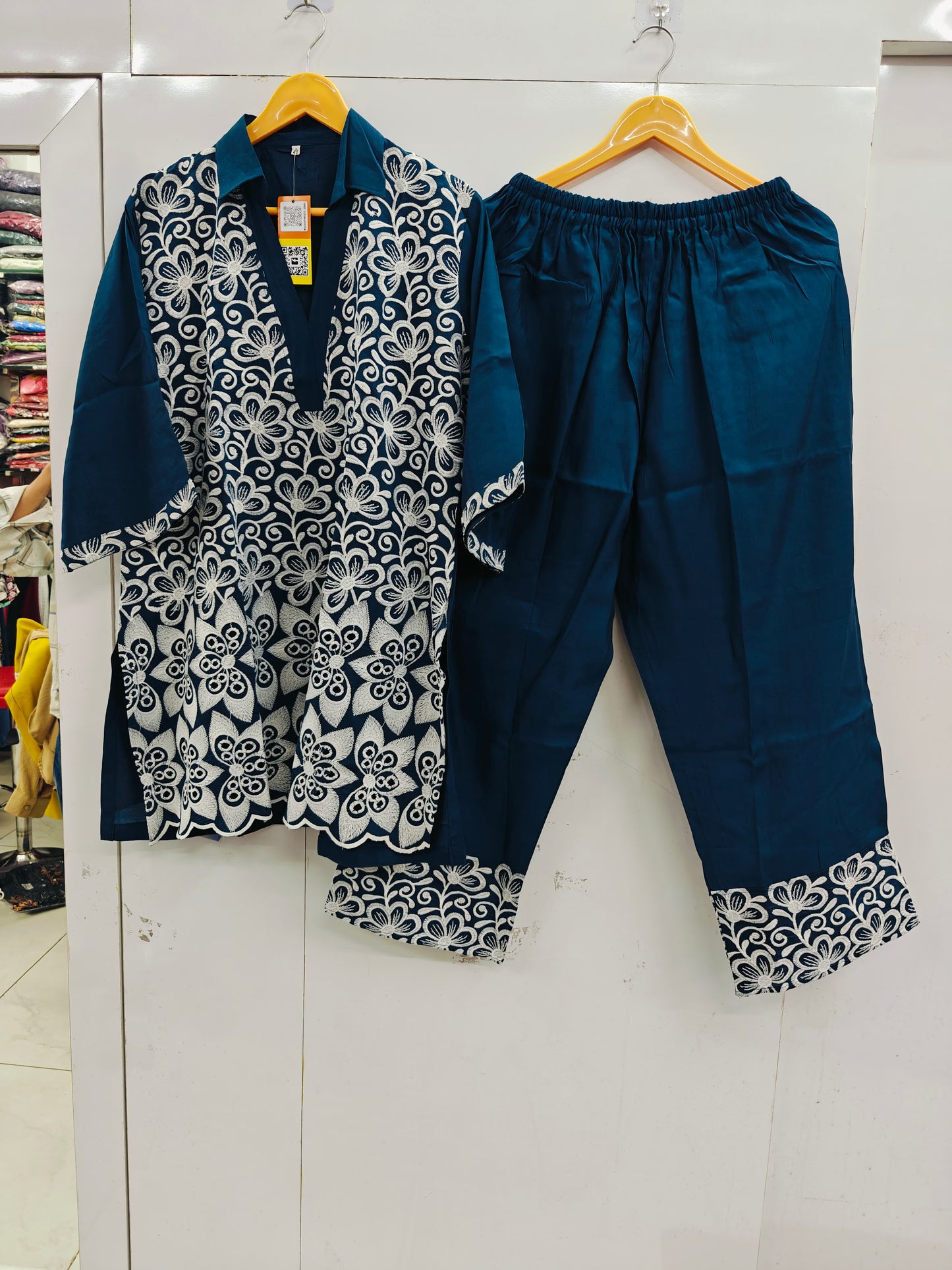 Embroidery Cordset