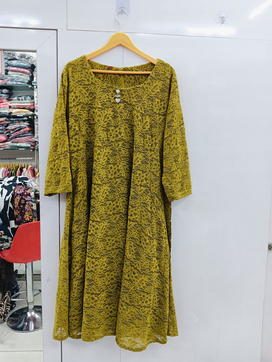DRESS