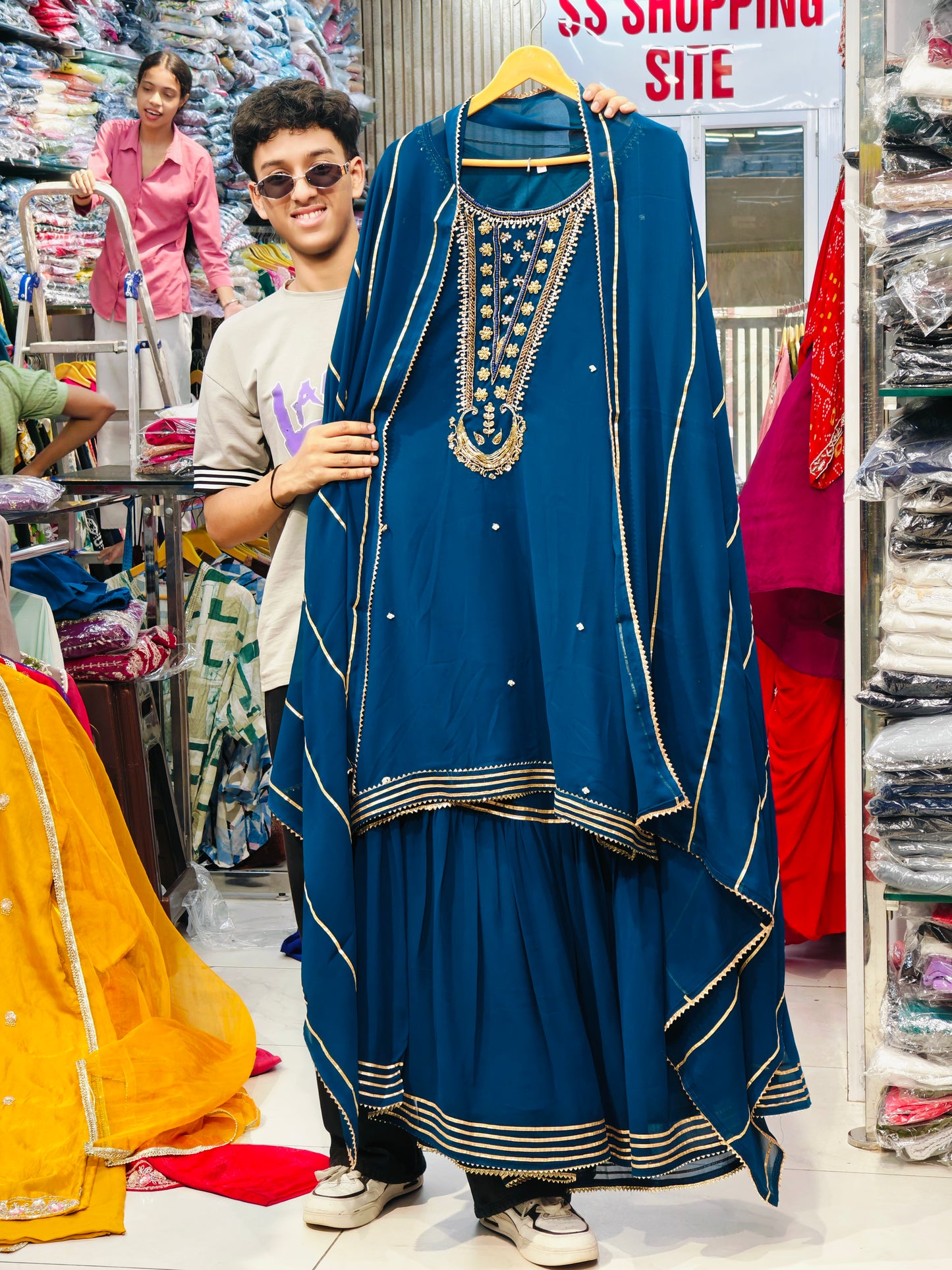 Handwork Suit