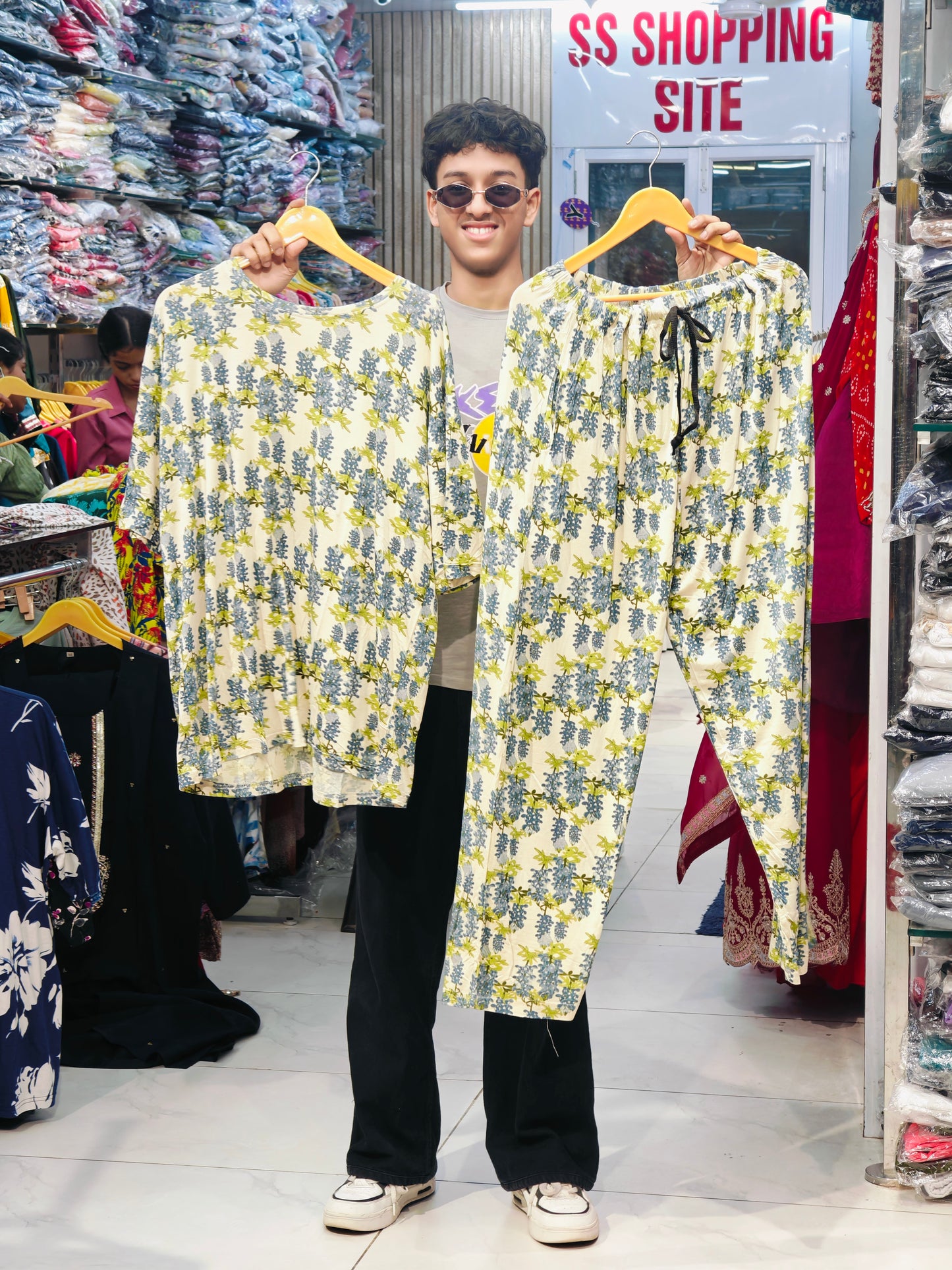 pajama set @4