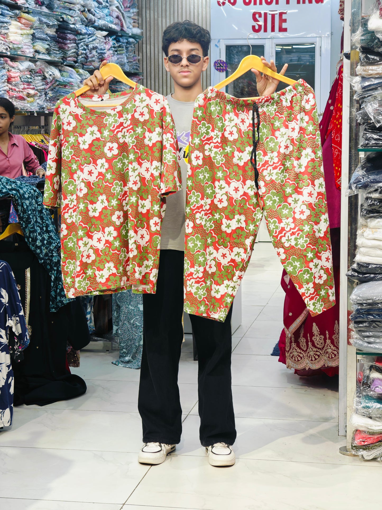 pajama set @4