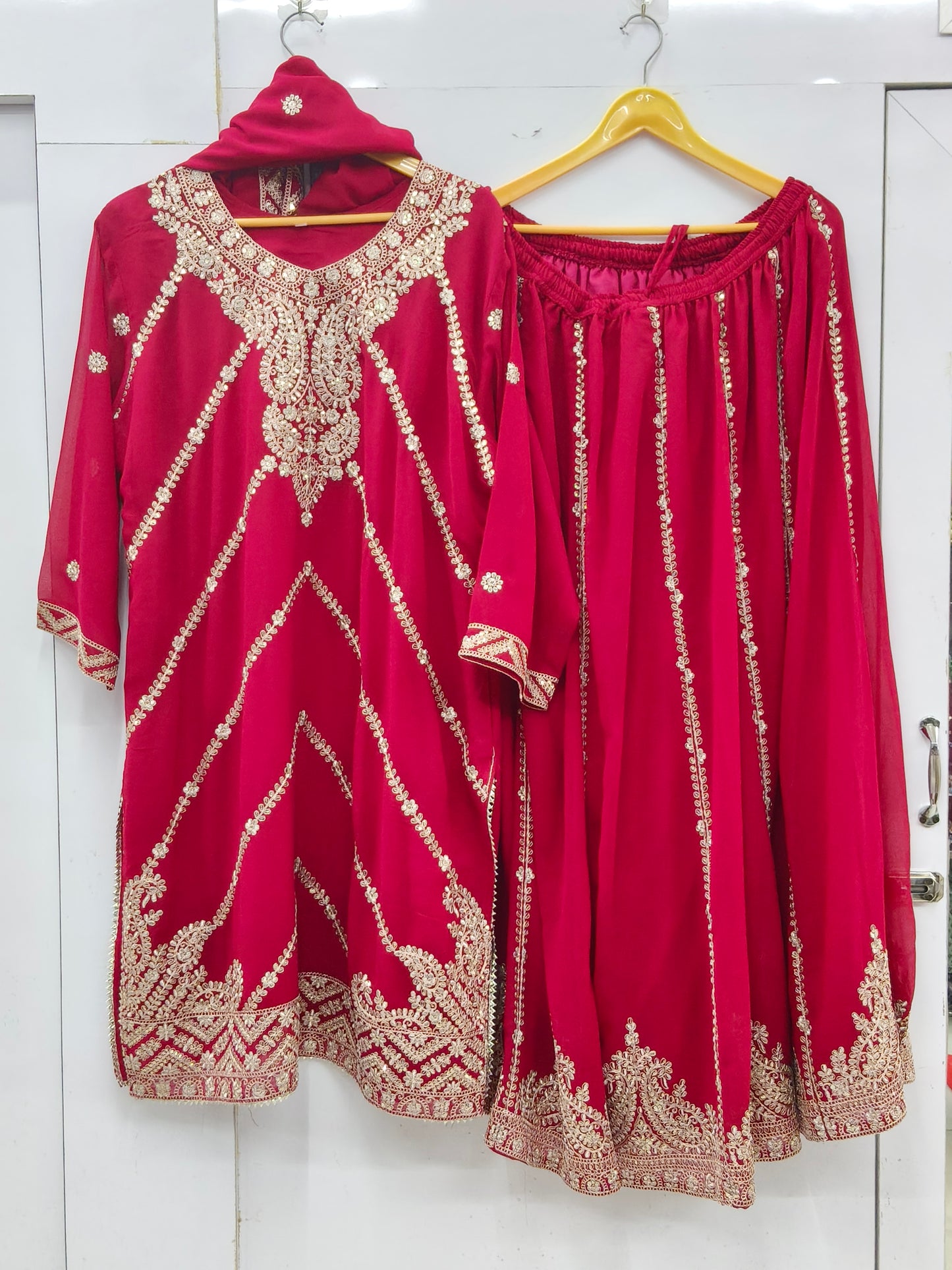 LEHANGA SUIT 67