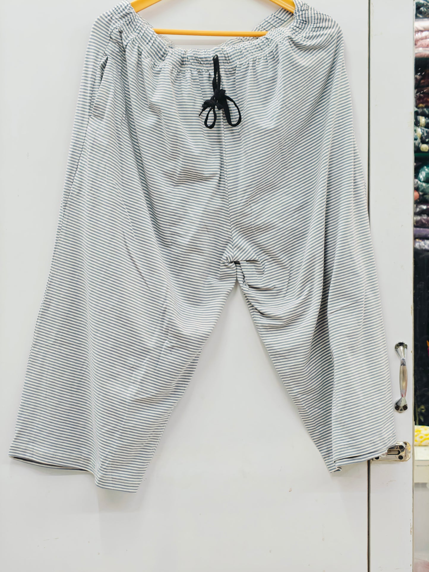 PRINTED CAPRI