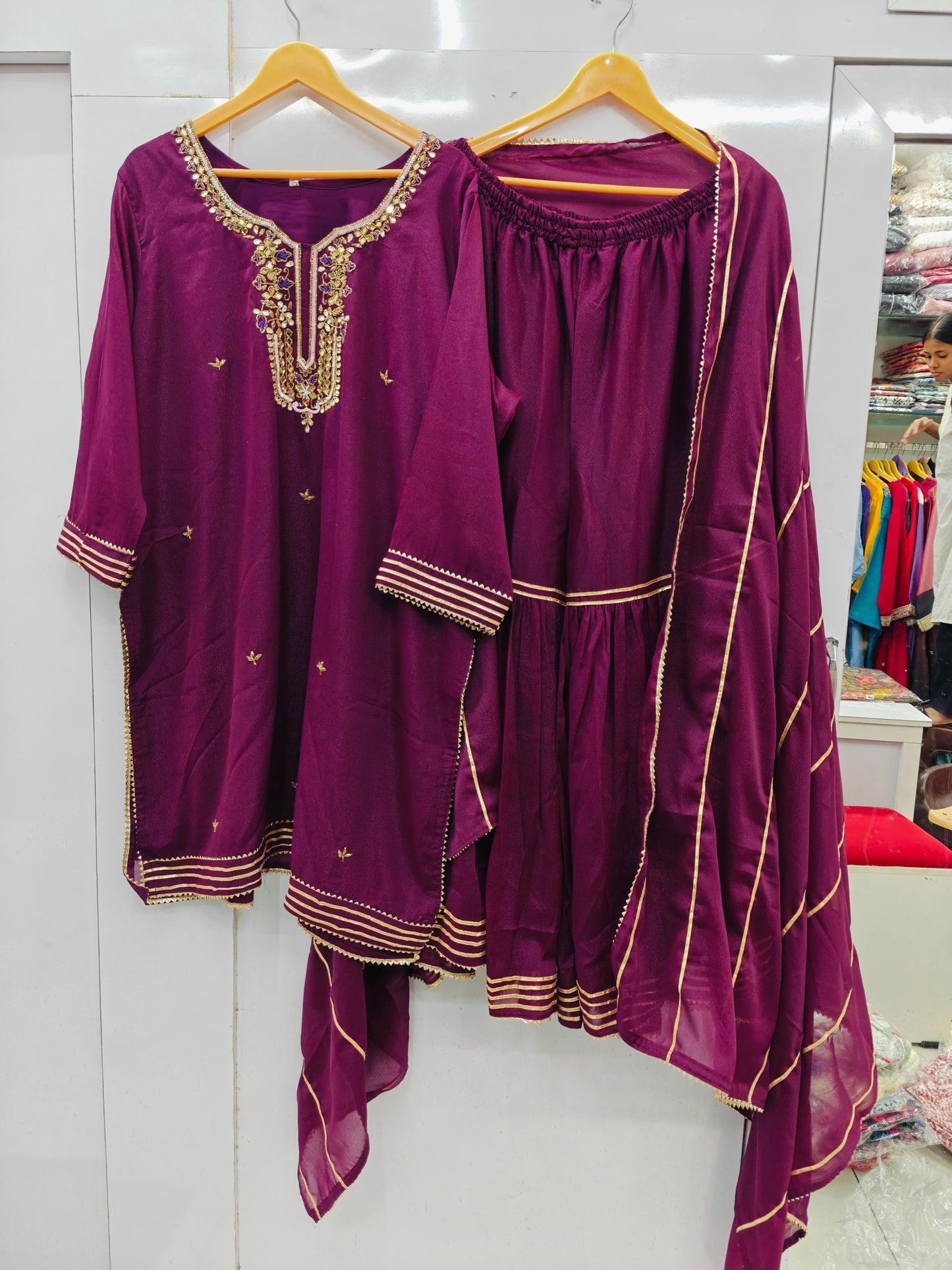 SHARARA SUIT 122